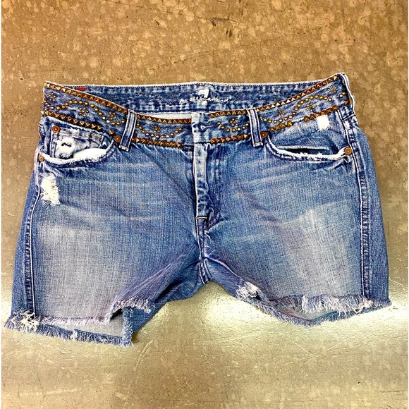 7 For All Mankind - Picture 2 of 5